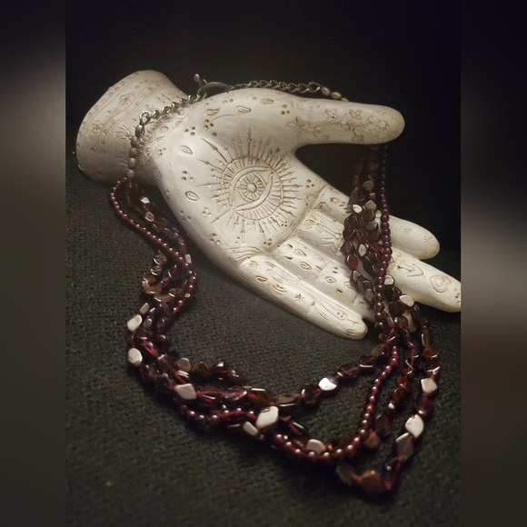 VINTAGE PIECE Gorgeous Garnet 3 piece set with two necklaces and earrings - Picture 2 of 5